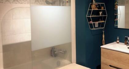 Room 30 minutes from downtown Rennes