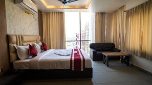 Deluxe Double Room, Balcony, City View - NB SONARBANGLA HOTEL & RESTAURANT (Kalyani)