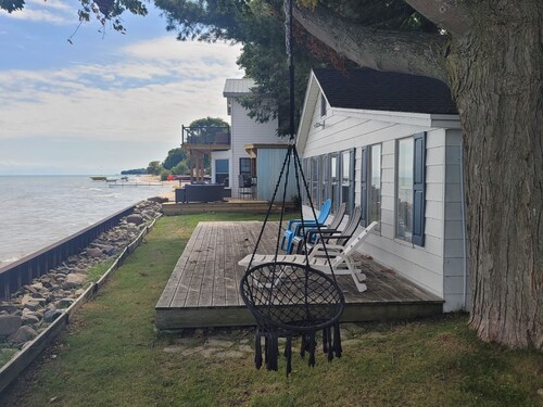 Shimmering Shores - Two Lakefront Homes on Lake Huron!  Great Family Getaway!