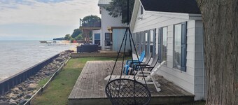Shimmering Shores - Two Lakefront Homes on Lake Huron!  Great Family Getaway!