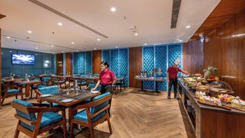 ๋งค์ผ ๋ทํ ์์นจ ์์ฌ(1์ธ๋น INR 250)