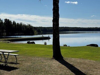 Hus komplett hem stor bastu och stor tomt