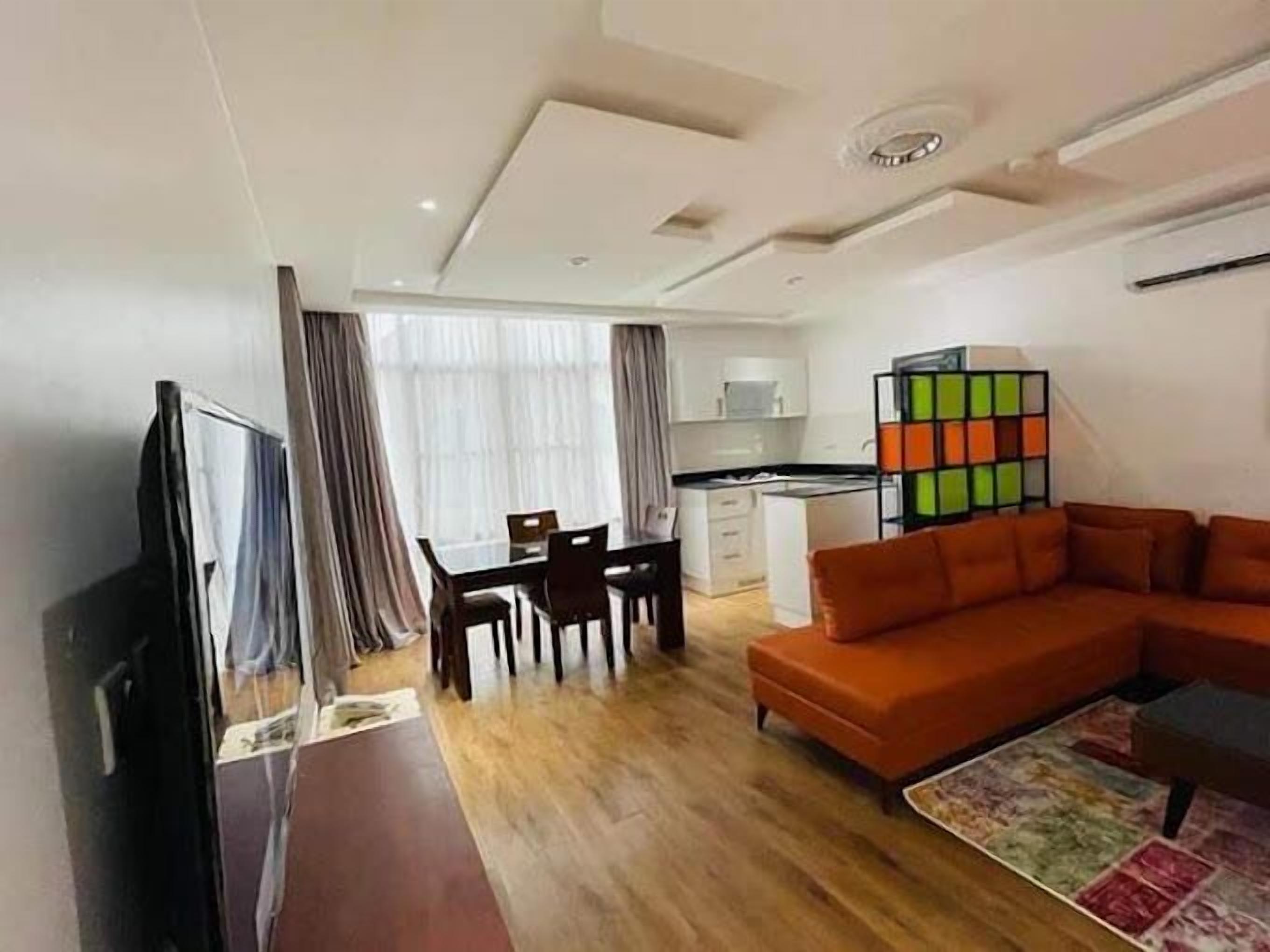 Economy Room, Balcony, City View | Living area