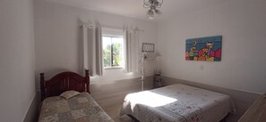 3 Schlafzimmer, Schreibtisch, kostenloses WLAN, Bettwäsche