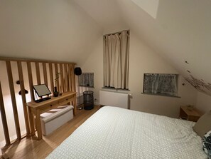 1 bedroom, iron/ironing board, travel cot, free WiFi - DePearl Achtrhuis (Bruxelles)