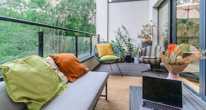 Lumina 2-level apart with terrace