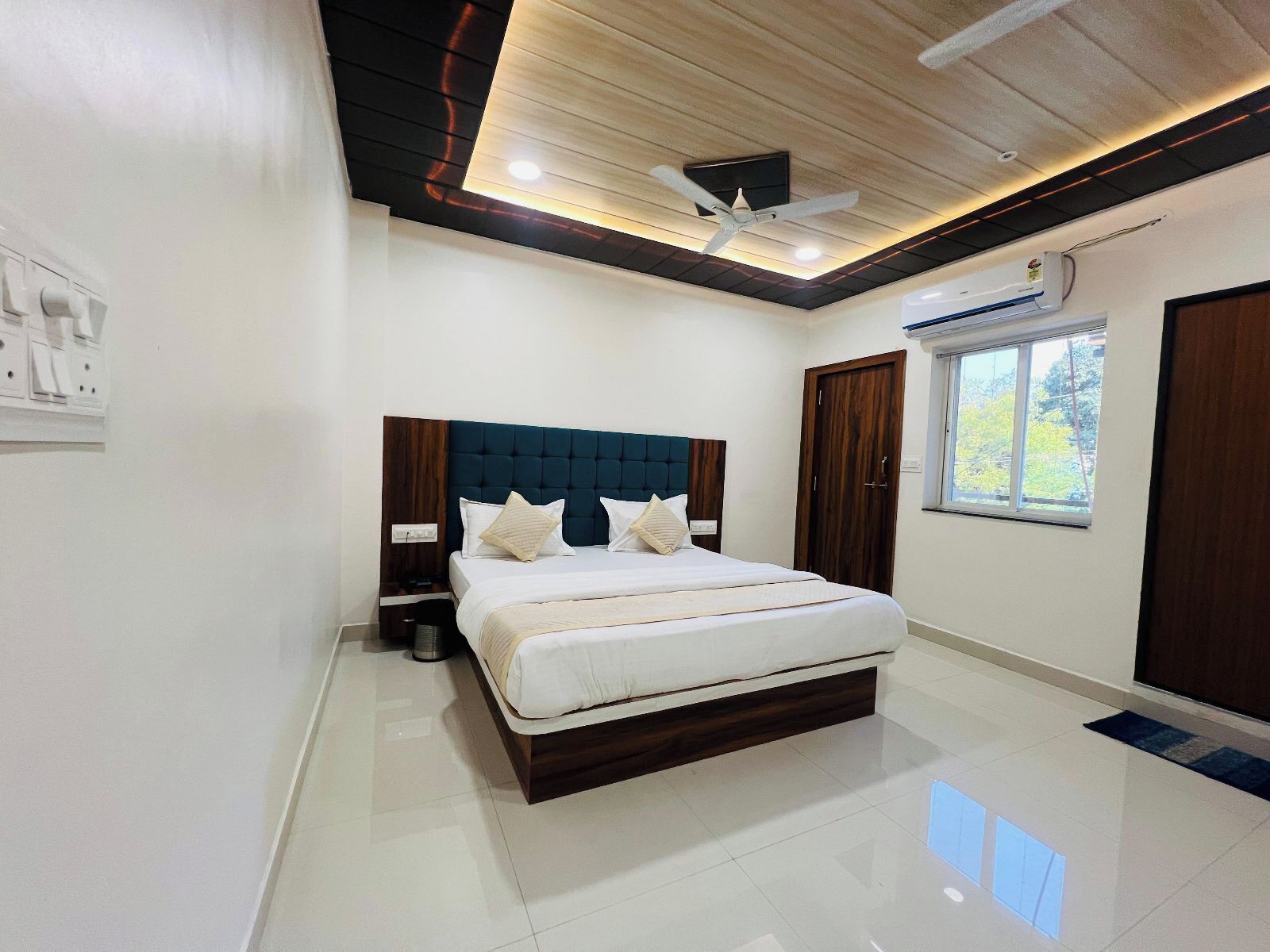 デラックス ダブルルーム | WiFi (無料)