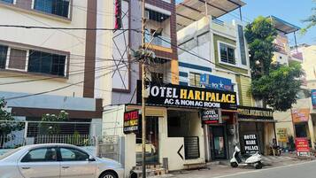 Fachada da propriedade