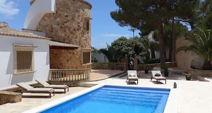 Torre al Mar: sea view and pool, 150m to the beach, 8 pers., aircon, ETV/5162