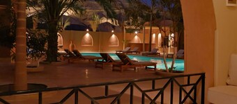 Malkata House - Luxe Desert ground floor Suite: Pool & Dine