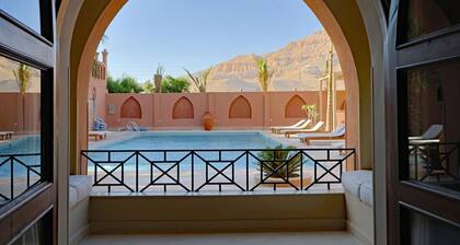 Luxe Ground Floor Suite at Malkata House: Pool & Dine