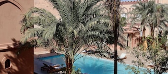 Malkata House Luxe Desert Middle Floor Suite: Pool & Dine