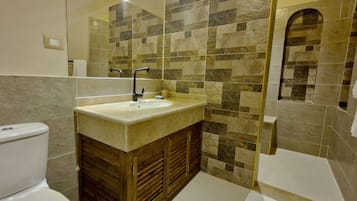 Shower, towels