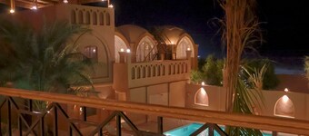 Malkata House Luxe Middle Floor Suite: Desert Views & Pool