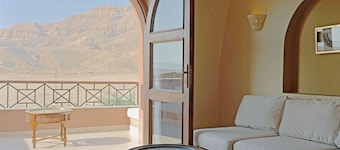 Malkata House Top Floor Suite - Pool & Dine
