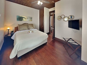 House (2 Bedrooms) | Property amenity - The Magalena by Ryson Vacation Rentals (Galveston)