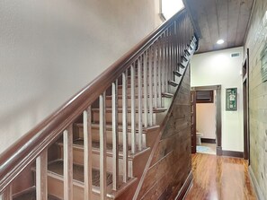 House (2 Bedrooms) | Property amenity