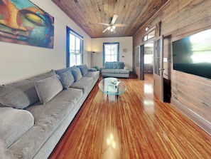House (2 Bedrooms) | Property amenity - The Magalena by Ryson Vacation Rentals (Galveston)