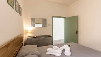 2 bedrooms, free WiFi, bed sheets