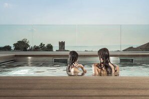 Junior Suite | In-room safe, desk, laptop workspace, blackout drapes - WANDERLUST HOTEL - Suite & SPA (Bardolino)