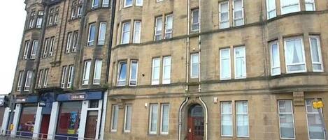 อพาร์ทเมนท์ | บริเวณภายนอก