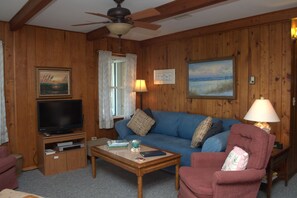 Unclassified image, 5 of 21, button - Beach Haven- Relax on the screened porch and enjoy the breezes. (Topsail Beach)