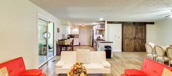 5 Mi to Fonner Park: Family Escape in Grand Island