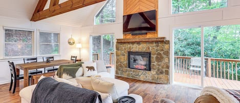 House (2 Bedrooms) | Front of property