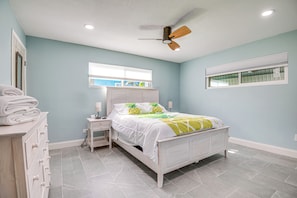 Interior - Riverfront Unit w/ Shared Pool & Dock in Melbourne (Melbourne)