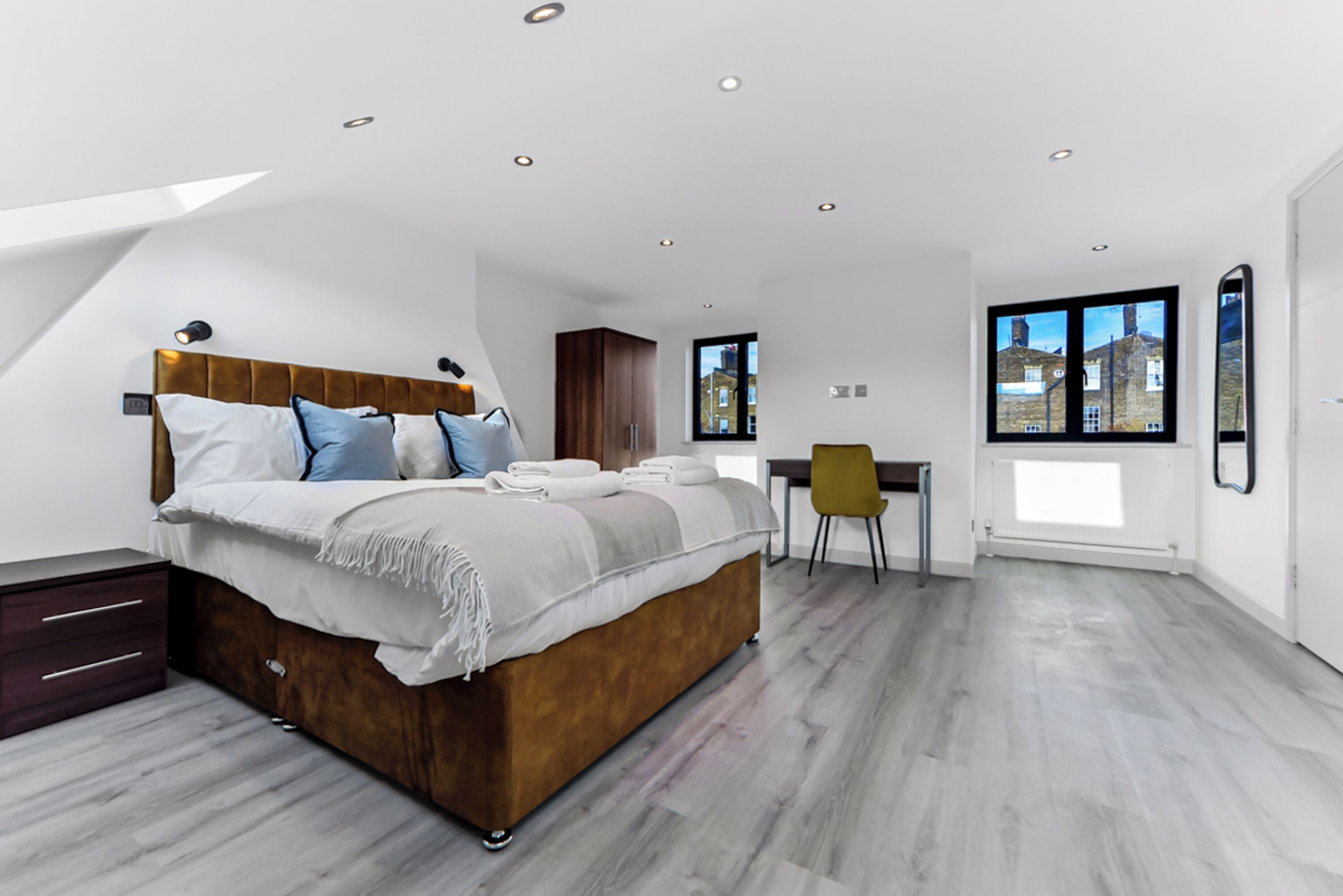 3 bedrooms, iron/ironing board, travel crib, WiFi