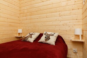 2 Schlafzimmer, BĂŒgeleisen/BĂŒgelbrett, Reisekinderbett, WLAN