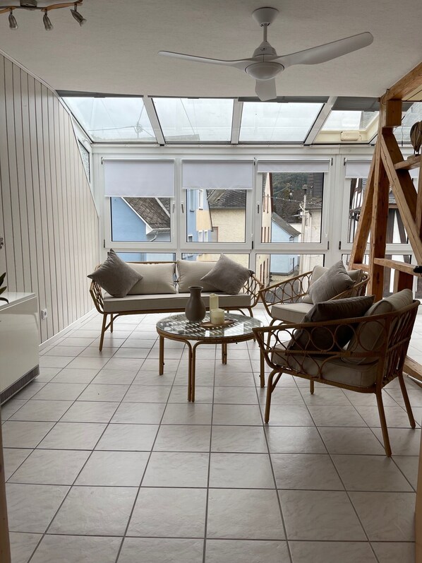 تلفزيون ذكي