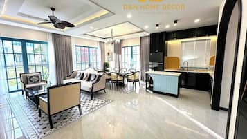 Family Villa, Patio, Courtyard View | Private kitchen | Fridge, stovetop, cookware/dishes/utensils
