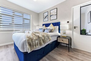 3 dormitorios, tabla de planchar con plancha, wifi y ropa de cama