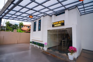 Bagian depan properti