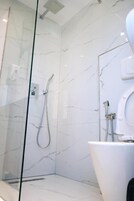 Skrifborð, ókeypis þráðlaus nettenging