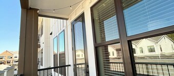 Charming 1BR Retreat - Walk to Gruene Hall + Upscale Amenities