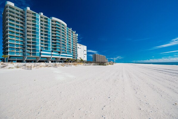 Condo, 2 chambres | Plage | Sur la plage