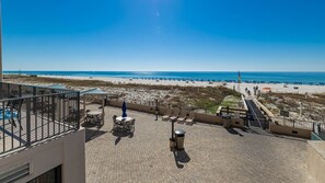 Condo, 2 quartos | Terraço/pátio