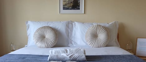 Comfort Double Room | Blackout drapes, free WiFi, bed sheets