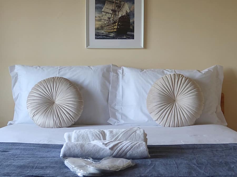 Comfort Double Room - Fernao Magalhaes | Blackout drapes, free WiFi, bed sheets