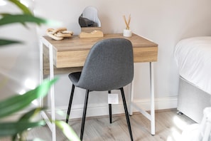 3 Schlafzimmer, Bügeleisen/Bügelbrett, WLAN, Bettwäsche