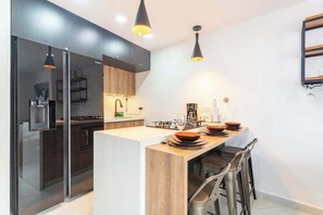 Fridge, microwave, oven, stovetop