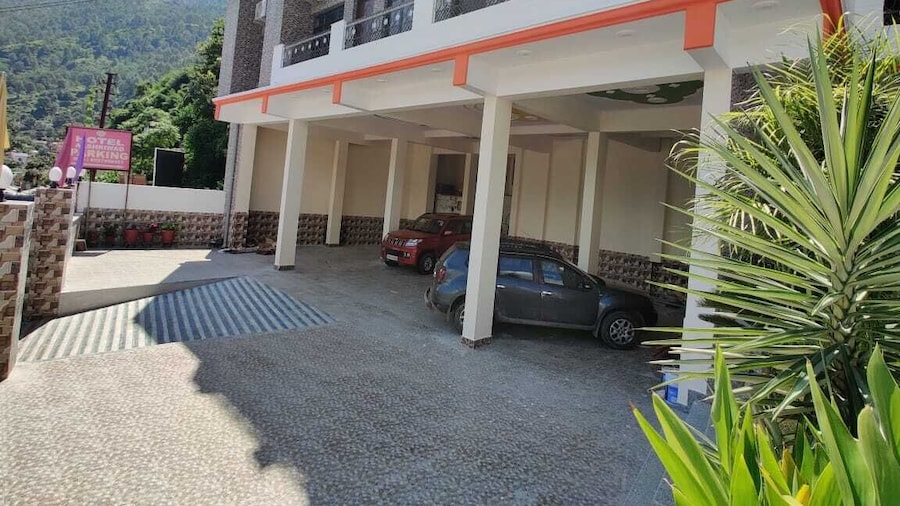 Hotel Aashriwad