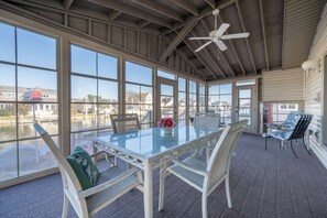 Dining - LARGE WATERFRONT HOME IN QUIET NEIGHBORHOOD IN OCEAN PINES (Ocean Pines)