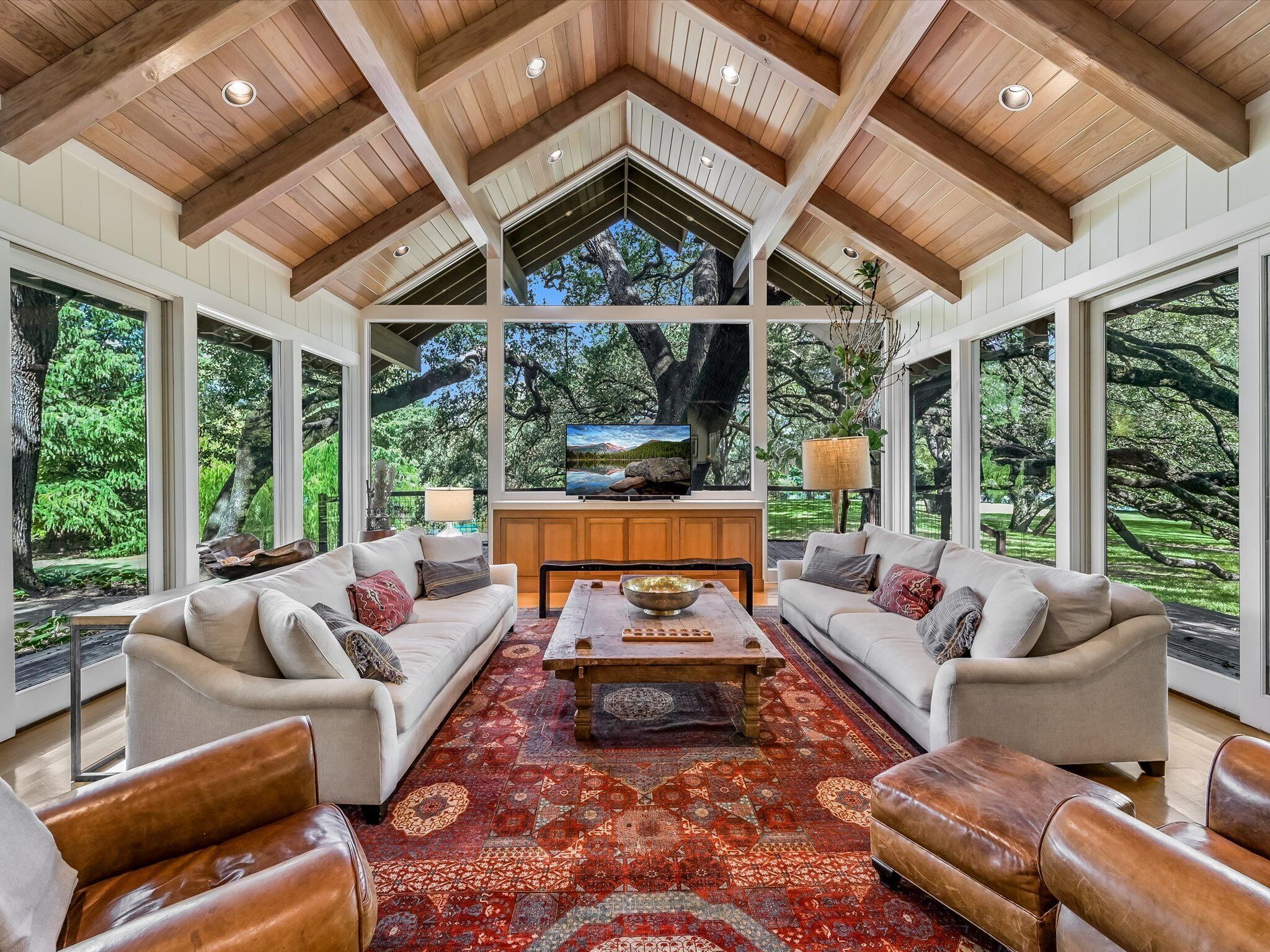 Smart TV, fireplace, video games, DVD player