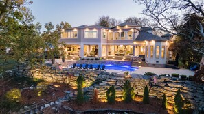 Exterior - Above Nashville Sunset Bay | Lakefront | Pool & Spa | Golf Simulator (Gallatin)