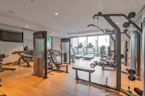 Fitness facility - Elegant 2 bedroom Apartment with Burj Khalifa views on Sheikh Mohammed Bin Rashi (Dubai)
