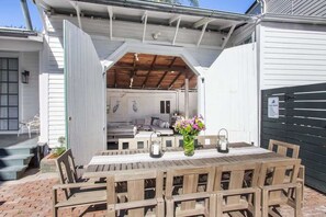 صورة غير مصنفة، 2 من 48، زرّ