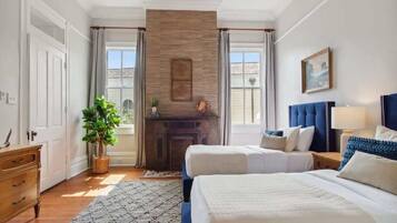 5 bedrooms, desk, iron/ironing board, free WiFi